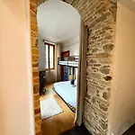 Refuge Savoyard - Centre, Parking Et Balcon Appartement Chambéry